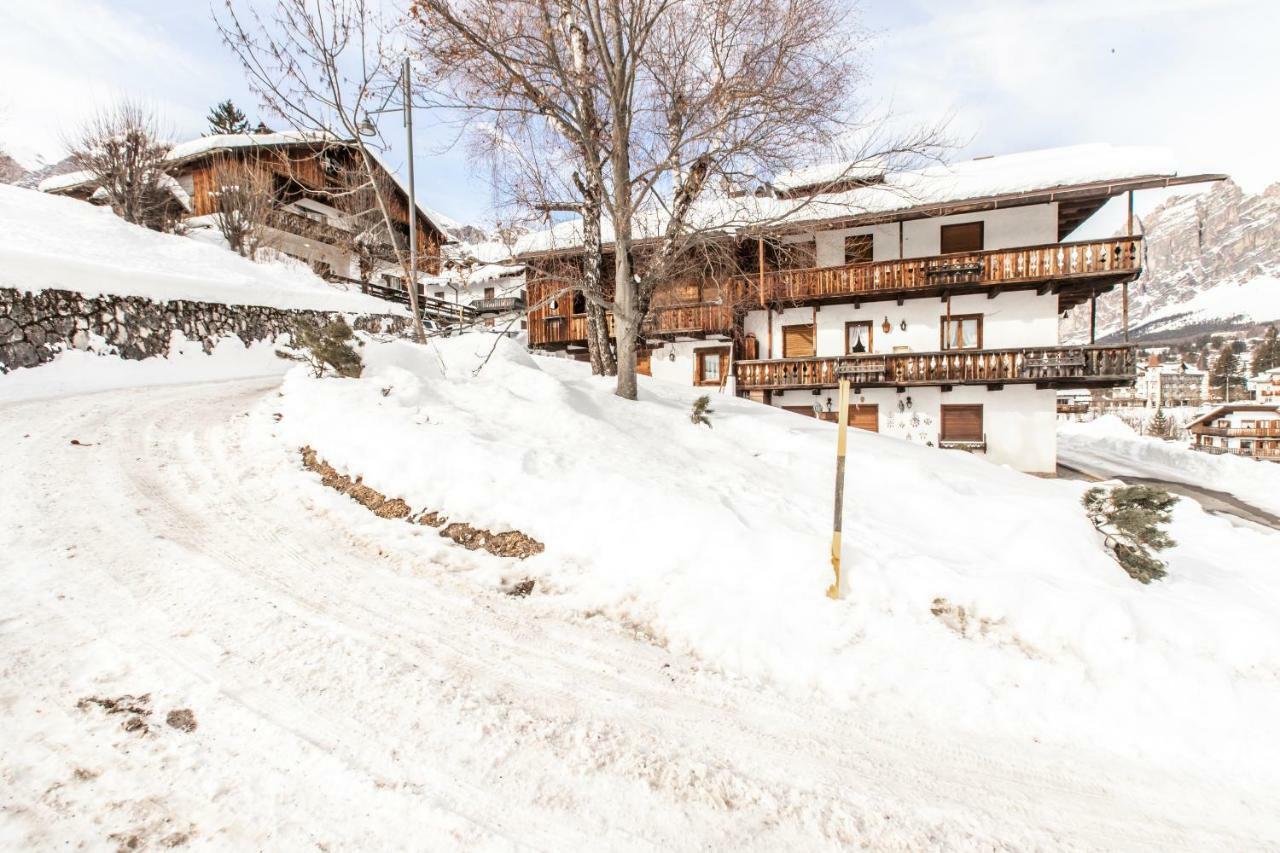 Dolomiti Sweet Lodge Cortina dʼAmpezzo Exterior foto